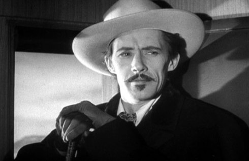 Hatfield (John Carradine)