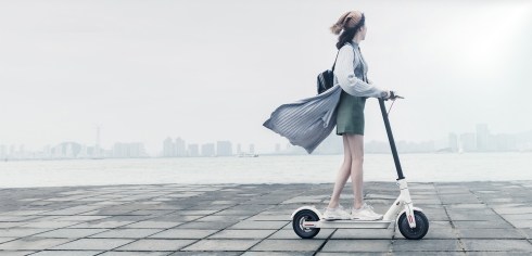 El Xiaomi Mi Electric Scooter M365 se ha convertido en el rey de los patinetes eléctricos.
